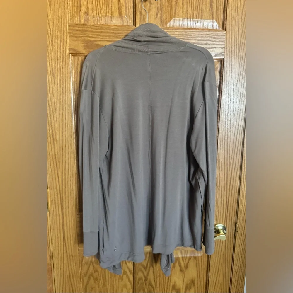 Athleta Pranayama Restore Wrap Cardigan - Large - Picture 4 of 4